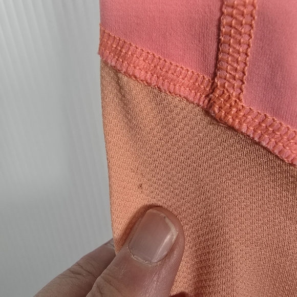 Lululemon Run: Pace Cropped Pop Orange/ Bleached Coral/ Black Leggings Size 4 - Picture 10 of 16